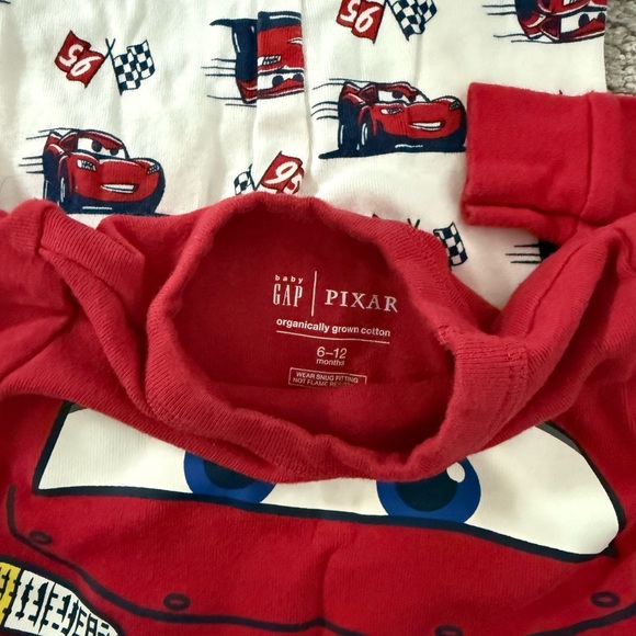 babyGap × Disney Cars 100% Organic Cotton PJ Set - Picture 3 of 3